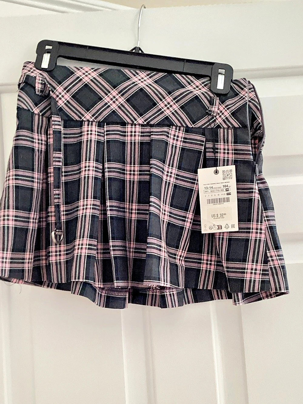 Charlotte Russe Plaid Mini Skirt Black & Pink Size 15/16 NWT